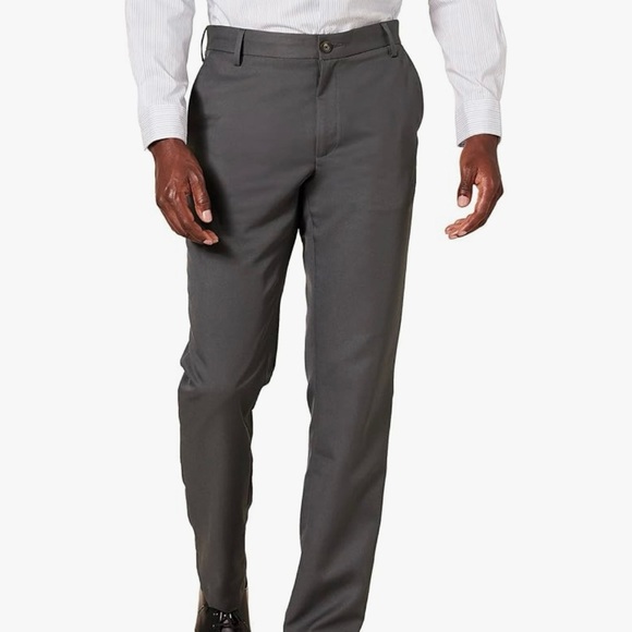 Amazon Essentials Men’s Slim Fit Flat Front Dress Pants Gray Size 38x32 - Picture 1 of 10